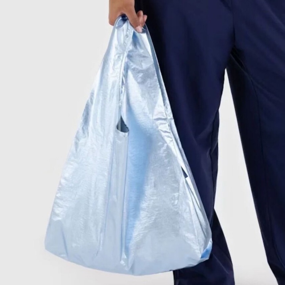 BAGGU Metallic Light Blue Standard Tote NWT Disco Ball dipped in Mediterranean - Picture 11 of 12